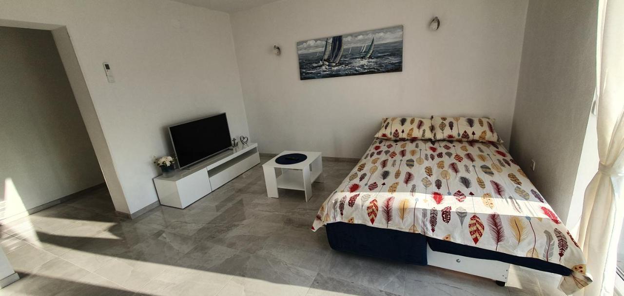 סנג' Apartmani Naomi&Leo מראה חיצוני תמונה