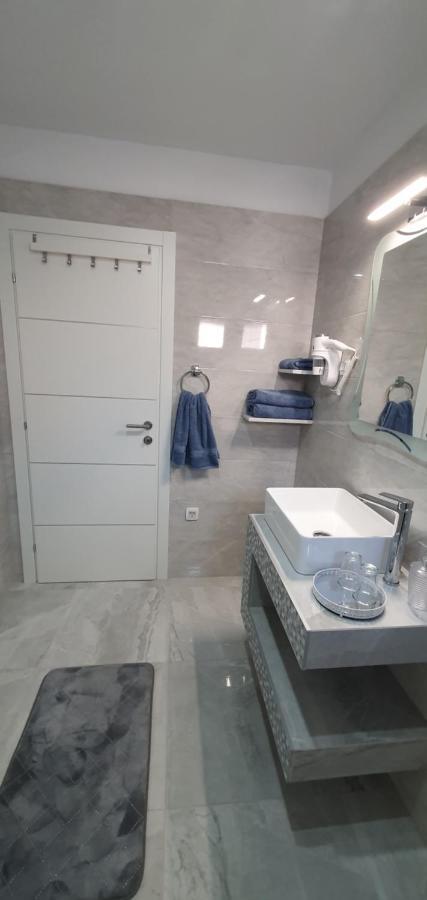 סנג' Apartmani Naomi&Leo מראה חיצוני תמונה