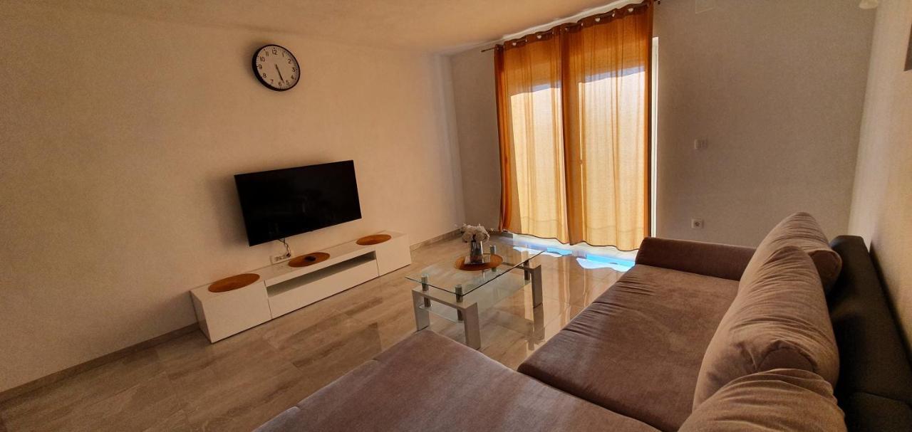 סנג' Apartmani Naomi&Leo מראה חיצוני תמונה