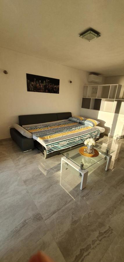 סנג' Apartmani Naomi&Leo מראה חיצוני תמונה