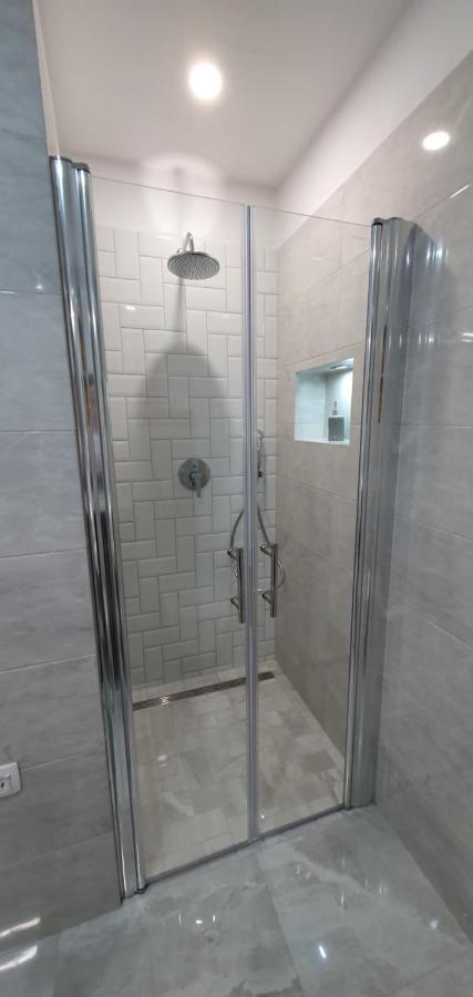 סנג' Apartmani Naomi&Leo מראה חיצוני תמונה