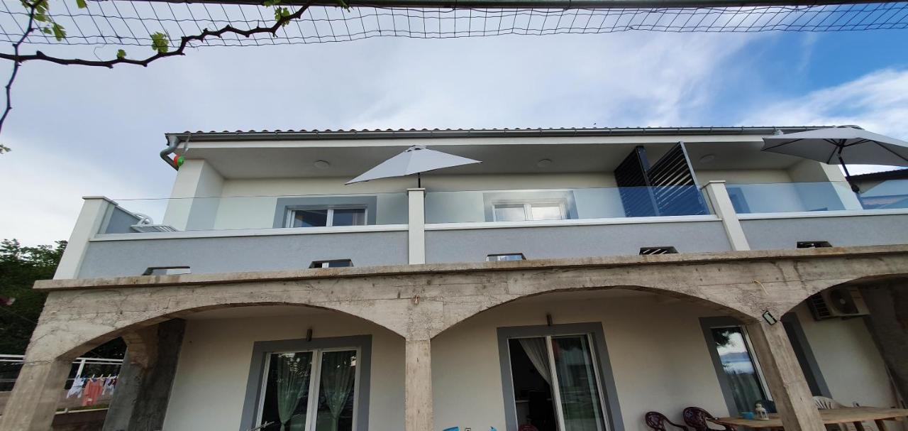 סנג' Apartmani Naomi&Leo מראה חיצוני תמונה
