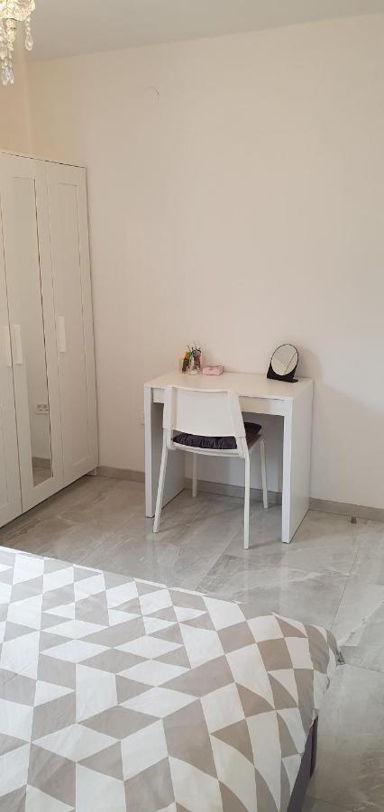 סנג' Apartmani Naomi&Leo מראה חיצוני תמונה